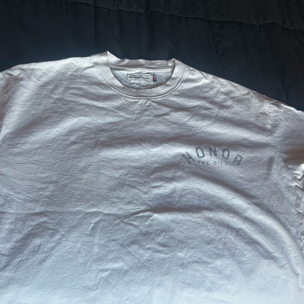 Honor the gift short sleeve shirt